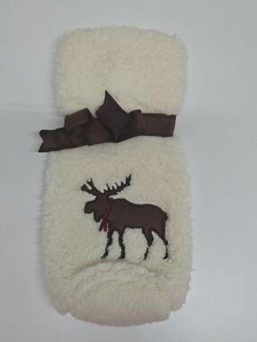 St. Nicholas Square Cream Sherpa Moose Wine Bottle Cover